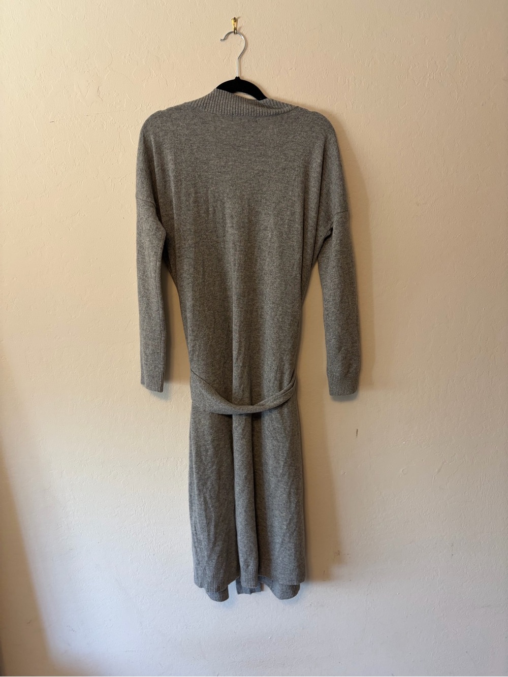 Hatch Maternity Light Gray Cashmere Robe - Picture 3 of 4